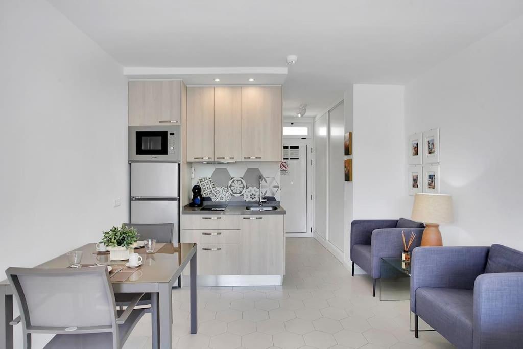 Alexander Apartment Playa De Las Americas Ngoại thất bức ảnh